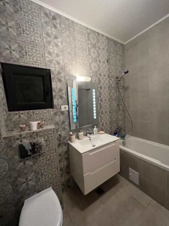 Eqinox Apartments Năvodari Exteriör bild